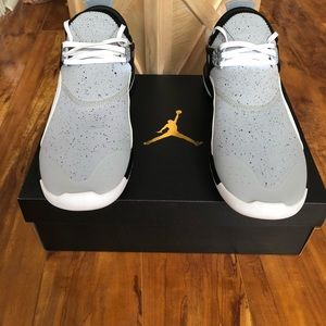 MENS JORDAN FLY ‘89